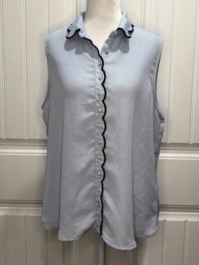 Laundry By Shelli Segal Light Blue Sleeveless Scallop-Trim Blouse Size M